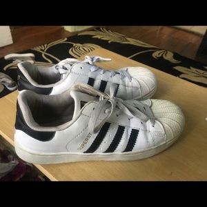 Women’s sneaker bundle adidas& blowfish sz 9&7.5